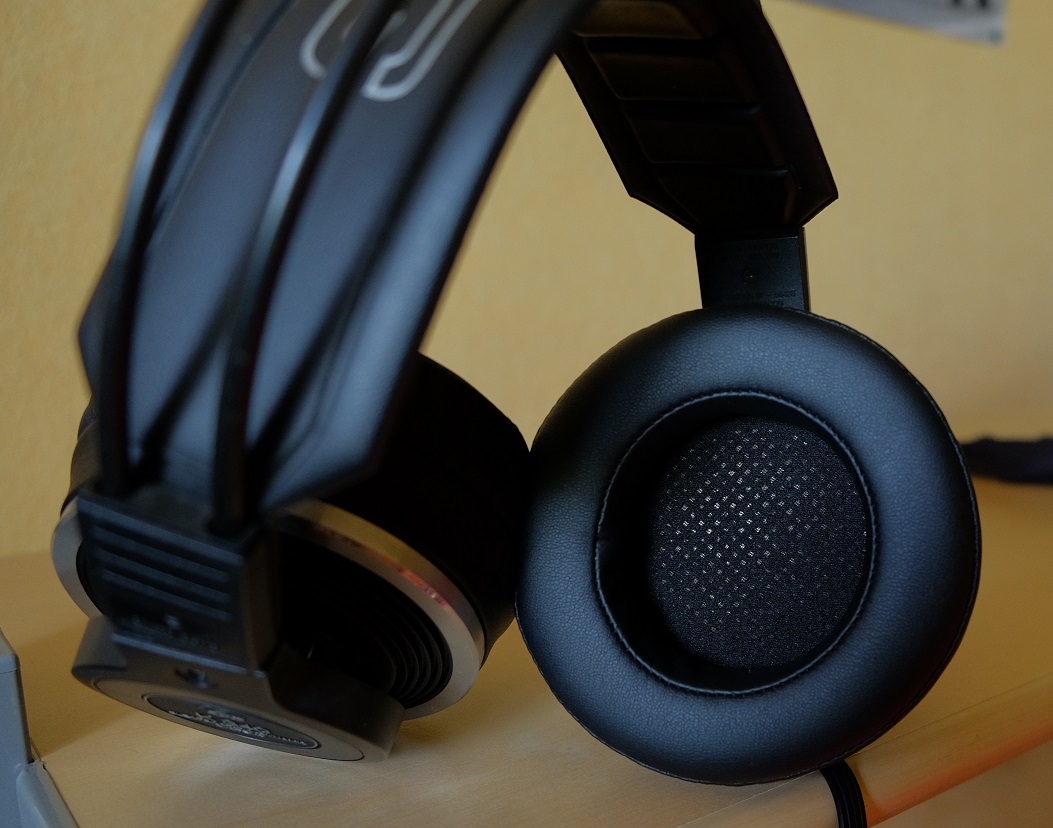 AKG K340 – Over-ear Mania